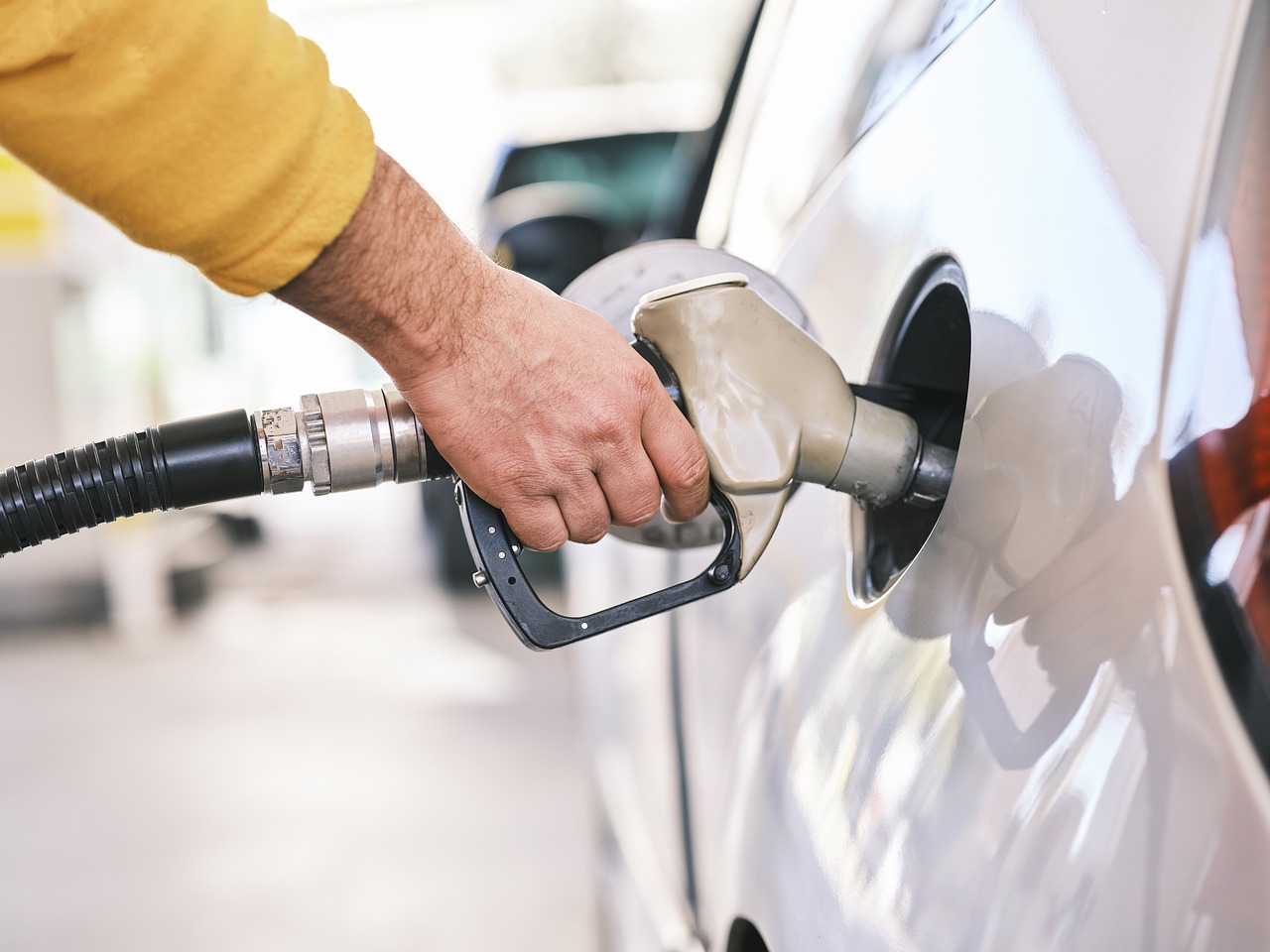 Consejos para ahorrar combustible con tu auto en Uruguay