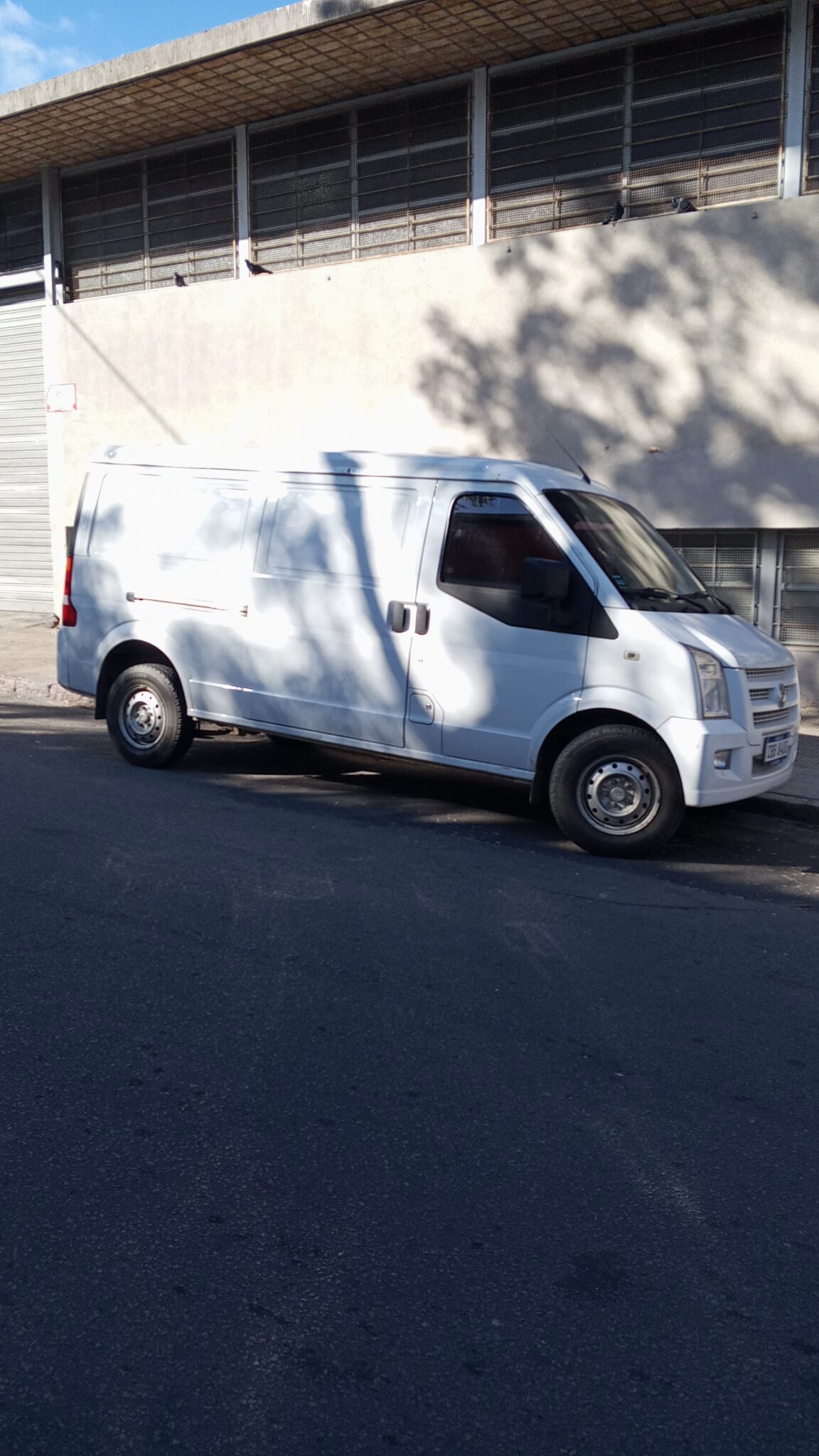 CAMIONETA CON TODO AL DIA LISTA PARA TRASPASO