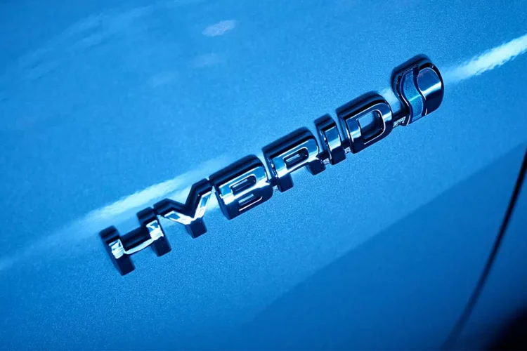 Elige en Uruguay: ¿Mejor auto eléctrico o híbrido? ⚡🔋: ¿Cuál Conviene Más?