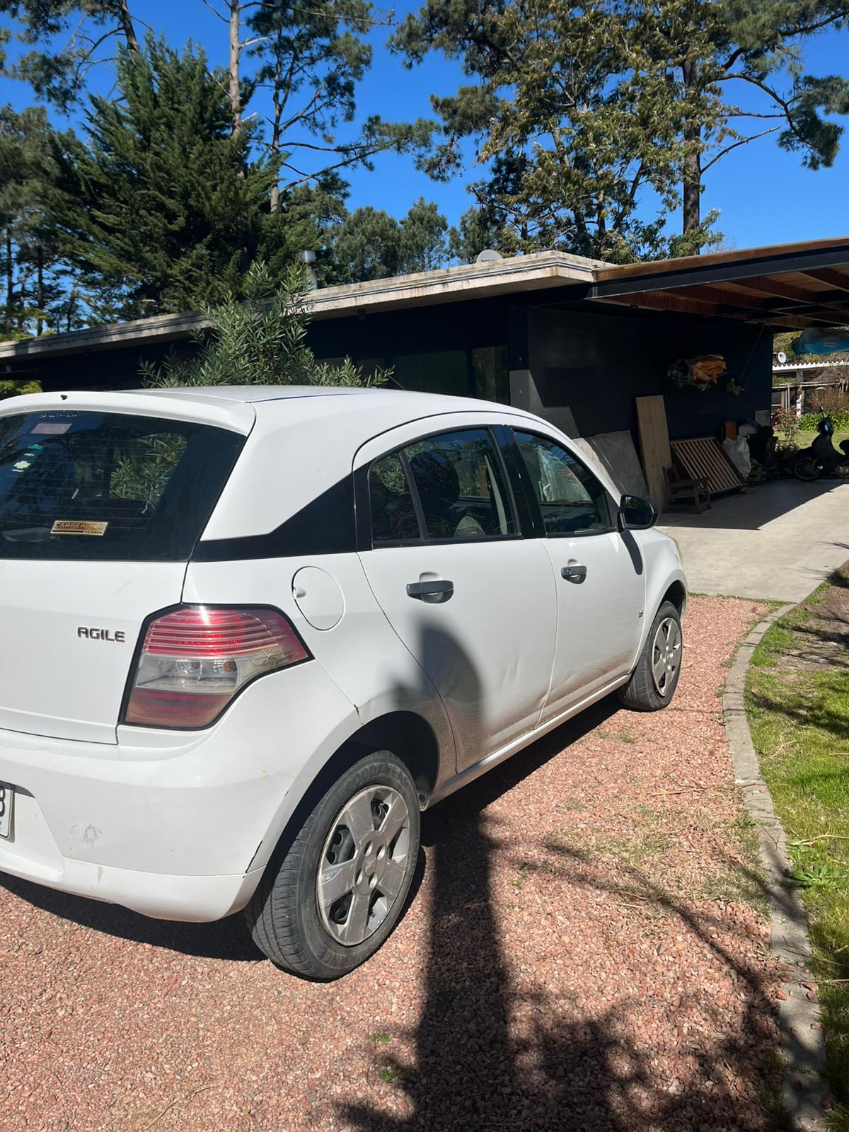 Chevrolet Agile LT año 2011