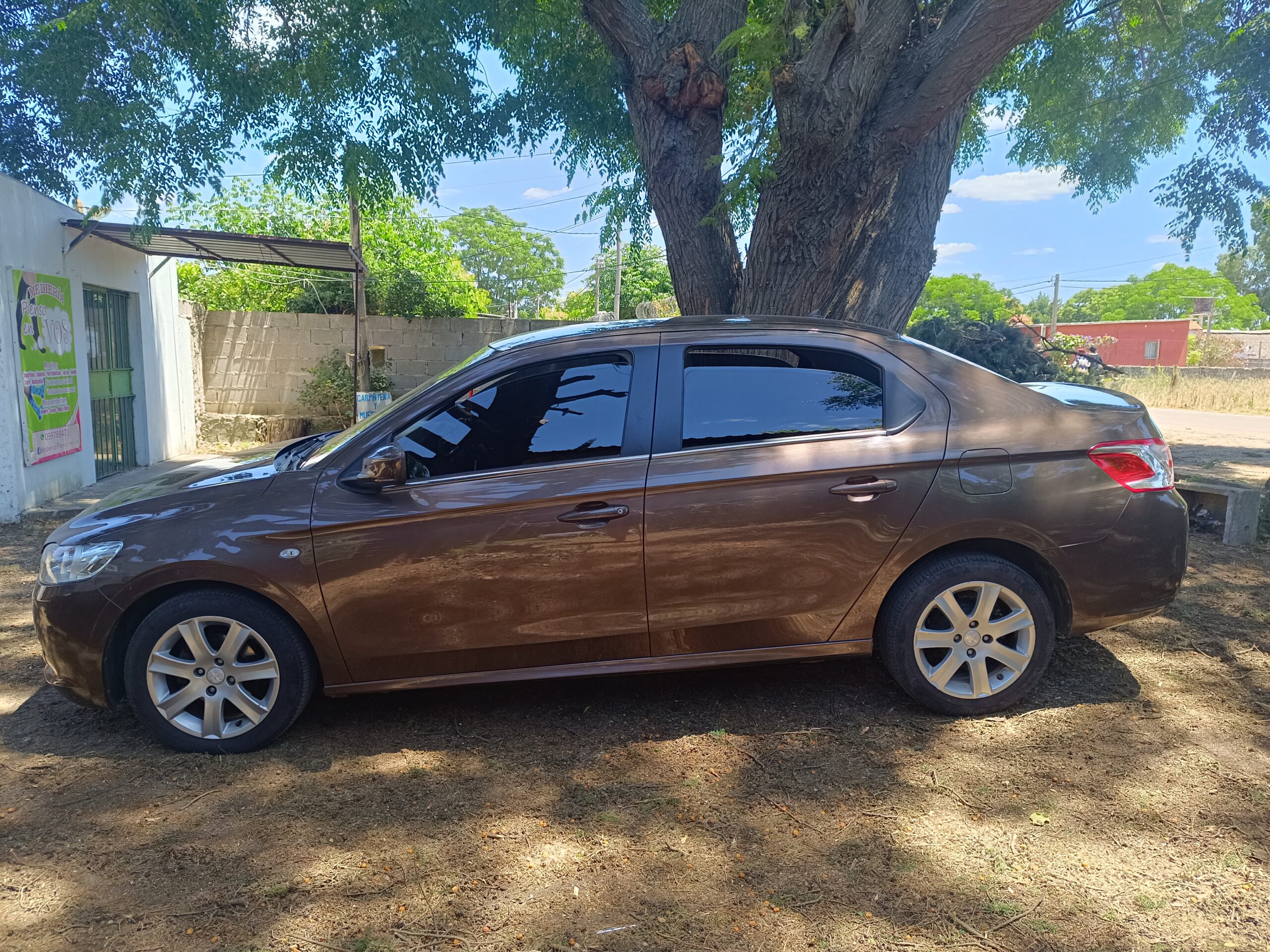 Peugeot 301, 1.6